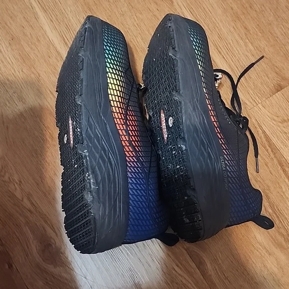 Skecher Ultra GO WORK Shoes - Picture 7 of 7